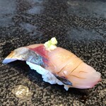 すし大 - 関アジ