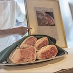 神戸牛炉釜炭焼ステーキ銀座一宮 - 