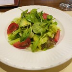 アチェーロ - 驚きの美味しさのグリーンサラダ