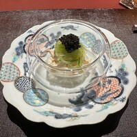 Ji-Cube - 1. 豆腐干絲の和えもの、ネギ、キュウリ、キャビア。