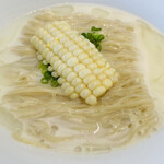 紅ズワイガニらぁ麺 まるはち屋 - 