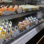 トシ・ヨロイヅカ 東京 - 