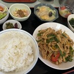 中国料理 頤和園 - コチラはイワエンセットの＂青椒肉絲＂