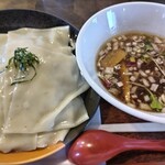ラーメン厨房 ぽれぽれ - 料理写真:百年ひもかわの合盛りつけ麺￥1000