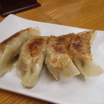 ラーメン幸雅 - 餃子、２ヶ食べた後（＾＾；