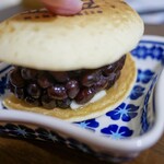 東京あんぱん 豆一豆 - 東京あんパンケーキ　半分レンチン後