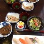 寿し幸 - ランチの日菜セット。