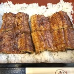 丸円 - 料理写真:うな重上４切れ
