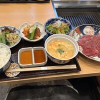 神戸焼肉 金虎 - 