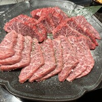 焼肉たまき 京橋店 - 極上カルビ、極上ロース