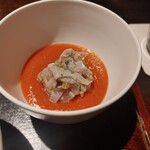 デンクシフロリ - [2024年6月　訪問]ガスパチョ風に鯵を添えたスープ。