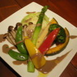 バー・クラウズ - 蒸し野菜、バーニャカウダソースで夏限定