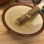 とんかつ芝 - 出来上がるまでにスリスリ