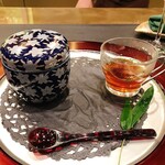 トゥ・ラ・ジョア イズム - 