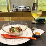 トゥ・ラ・ジョア イズム - 