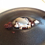 レストラン ビオス - ゴボウのアイスとガトーショコラ