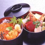 Sushi Washoku Shikama - 漁火ちらし　三色丼とお刺身の重ね重、充実の一時を。