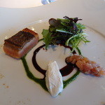 レストラン ビオス - 富士宮で行われているニジマスの養殖ものを使った複数の料理