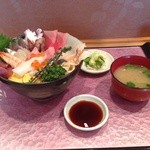 宝 - 海鮮丼