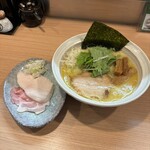 旋 - 塩らーめん　オープン1周年記念クーポンのチャーシュー2種
