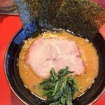 横浜ラーメン 斎藤家 根岸店 - 