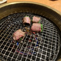 ホルモン焼肉 富や 栄店 - 