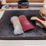 銀座のみこ寿司 - かんぱち、赤身、穴子