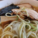 支那そば かつみ - 太いメンマに激うまチャーシュー