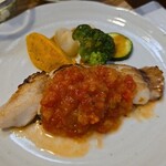 キッチン ブルー グローブ - 鱈ポワレ　ラビゴットソースのアップ