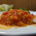 キッチン ブルー グローブ - 正面から、ラビコットソースは山盛り！？