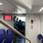 Antica Pasticceria Castino - 運転手「この列車 Hitachi は素晴らしい！」と褒めてくれた。イタリア人は H を発声できないので「このイタチはいいね！」になっていた。