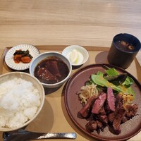 炭火焼肉 肉の匠 ひうち - 