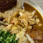 吉田カレー  - 新玉ねぎのアチャール