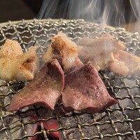 炭火焼肉ホルモン うしごろ 中目黒店 - 