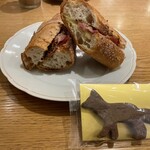 Café Kitsuné ShinPuhKan Kyoto - 