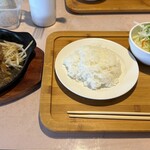 手作りハンバーグの店　くれよん - 