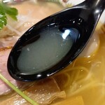 麺屋 真心 - 真鯛の旨味が凝縮した塩スープ