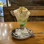 ルミエール - バナナパフェ（650円）