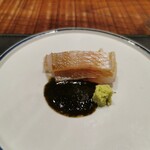 傳 - 花鯛　昆布締め　海苔餡