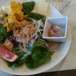 レストラン＆バー｢SKY J｣ - 混ぜ混ぜ前のサラダ