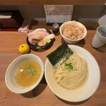 ジャパニーズ ラーメン 五感 - 