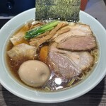 らぁめん 涼虎 - 涼虎らぁめん醤油＋味玉