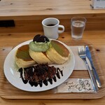 LIKO CAFE - 抹茶チョコレートパンケーキ　