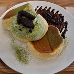 LIKO CAFE - 抹茶チョコレートパンケーキ　ふわふわ生地　1500円税込