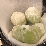 旬果瞬菓 共楽堂 - 料理写真:2024/7/19 テイクアウトで利用。無選別マスカット(1,080円)