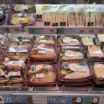 スーパーセンタートライアル - 料理写真:店内1