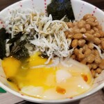 スーパーホテル - 料理写真:しらす納豆海苔温玉TKG。