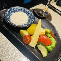 HIKARI - 