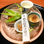 らん亭～ 美日庵 - 八寸：くみ上げ湯葉とヤングコーンとひげ揚げ、とうもろこしすり流しにジュンサイ、かぼちゃ蛸の柔らか煮るに枝豆、鱧せんべい