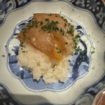 坐 - むね肉の漬け丼